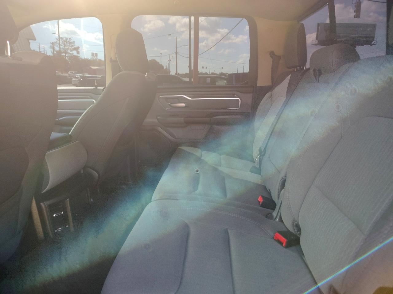 RAM 1500 Big Horn Crew Cab SWB 4WD 2020