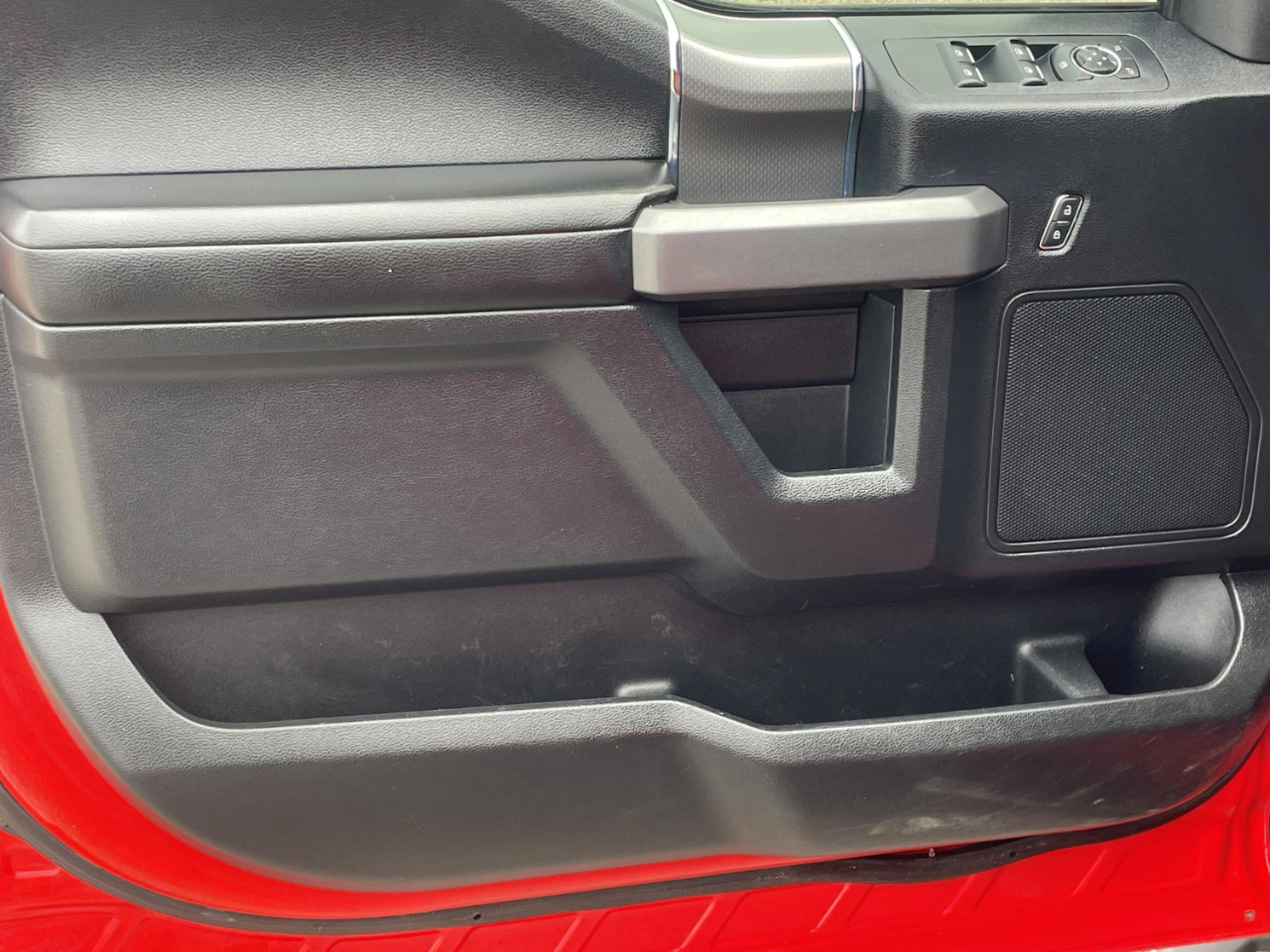 Ford F-150 XL SuperCrew 5.5-ft. Bed 2WD 2015