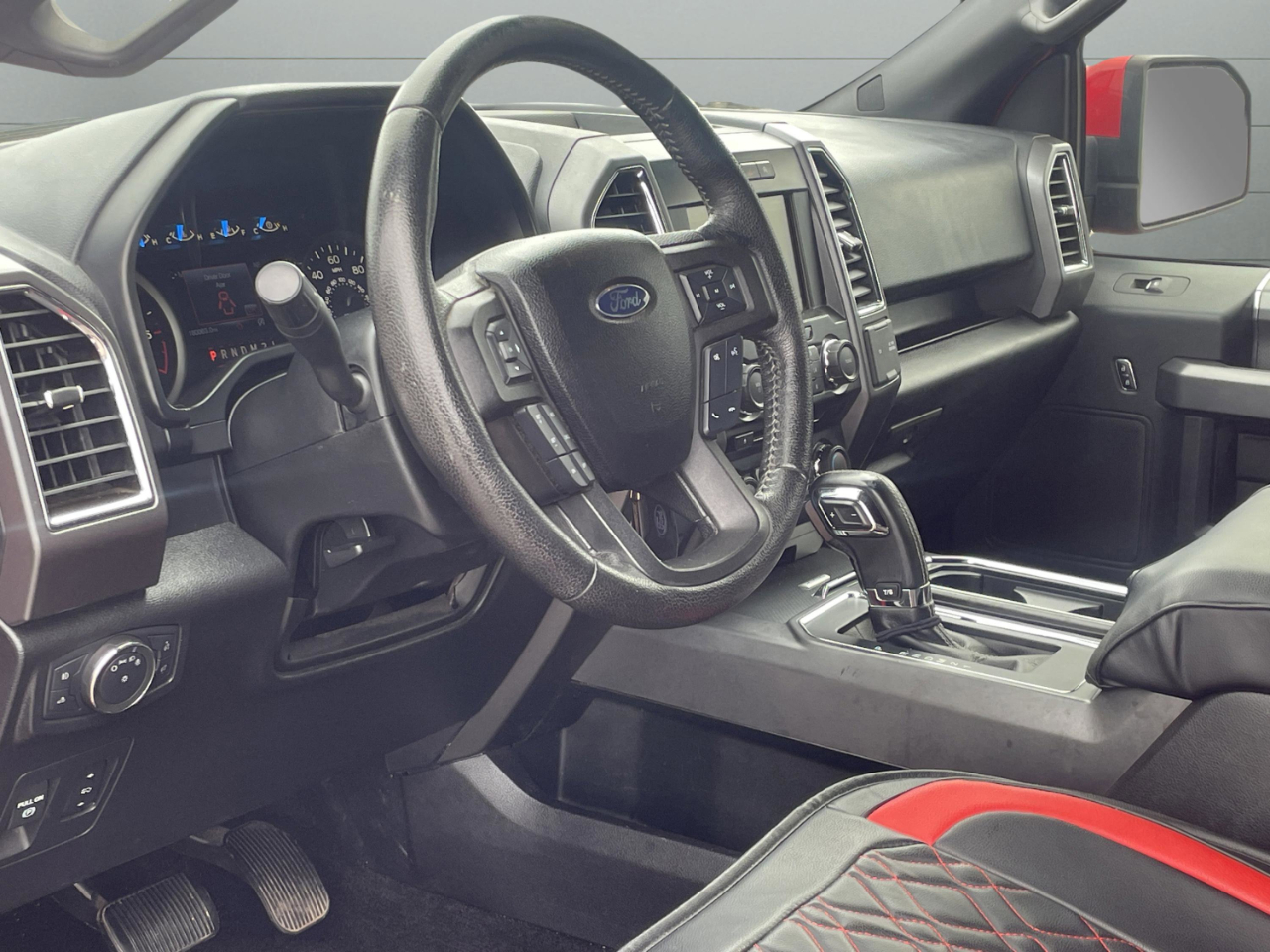 Ford F-150 XL SuperCrew 5.5-ft. Bed 2WD 2015