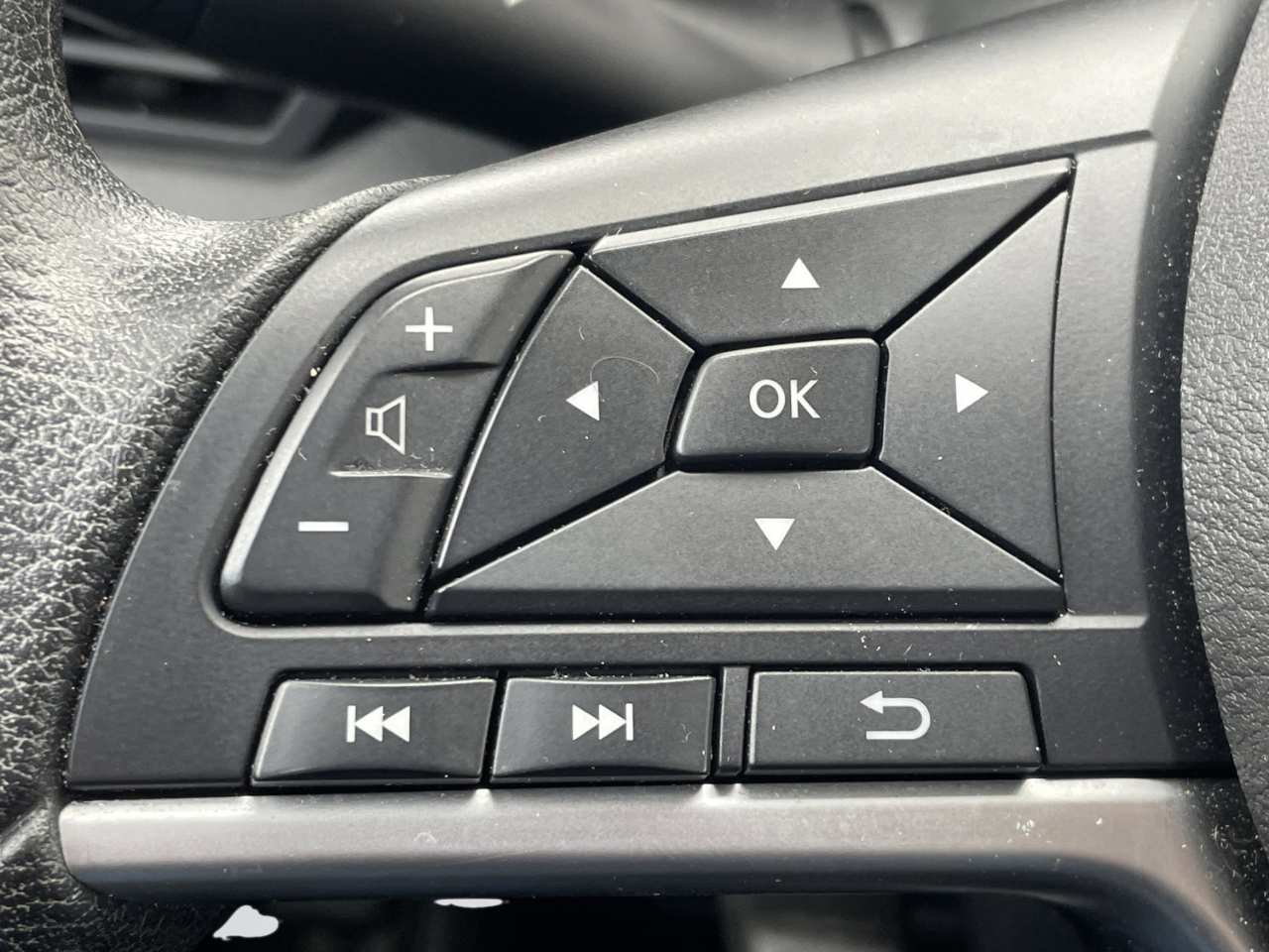 Nissan Altima 2.5 SV 2024