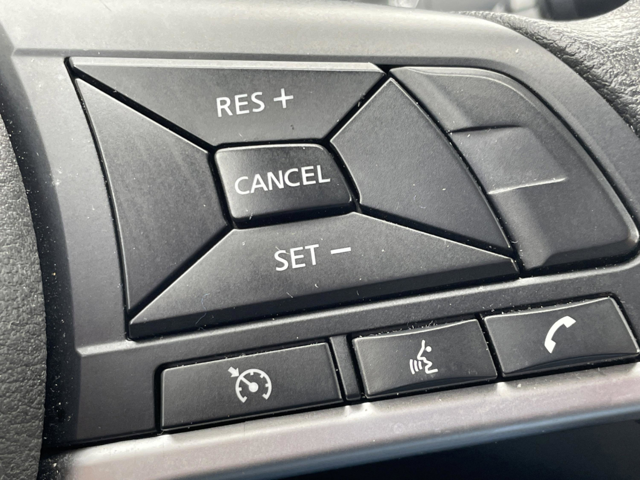 Nissan Altima 2.5 SV 2024