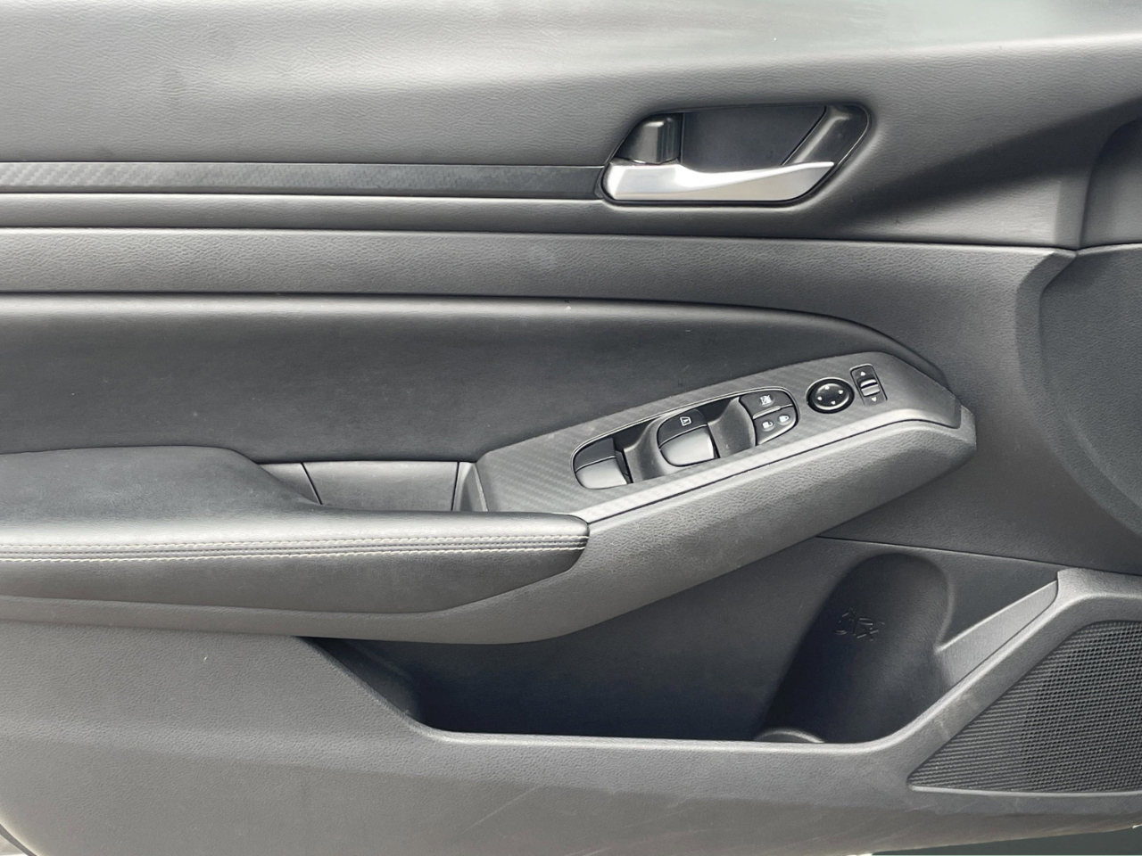 Nissan Altima 2.5 SV 2024