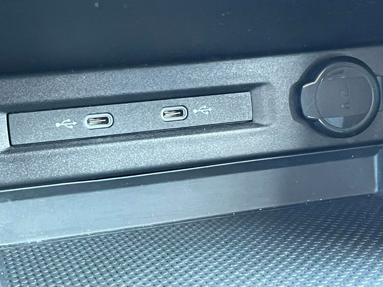 Volkswagen Taos S 2024