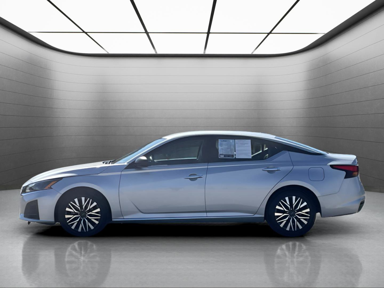 Nissan Altima 2.5 SV 2024