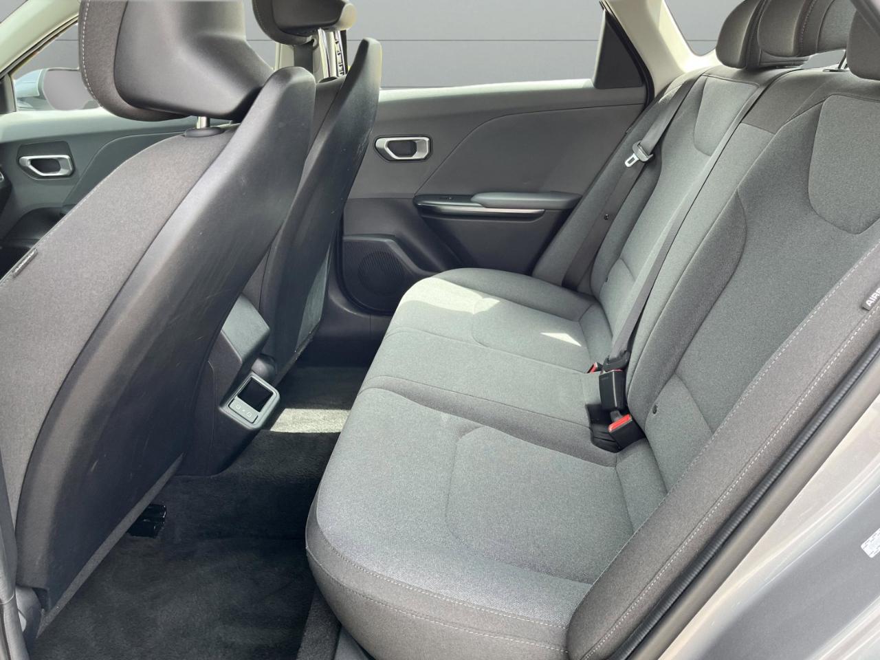 Kia K4 LX 2025