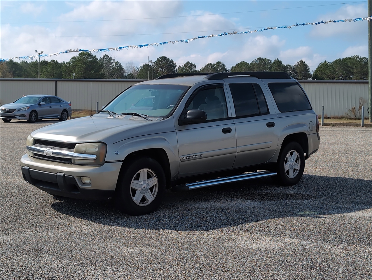 2003 Chevrolet TrailBlazer EXT LS 2WD