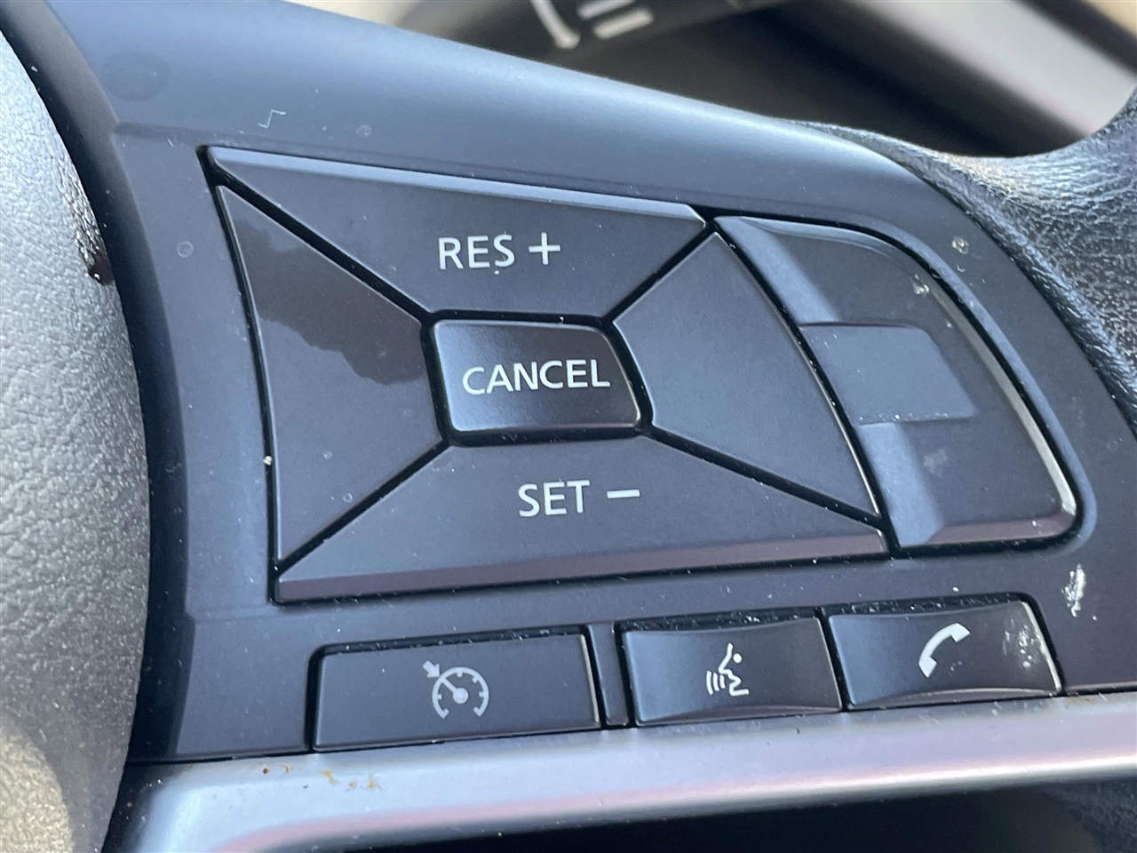 Nissan Altima 2.5 SV 2024