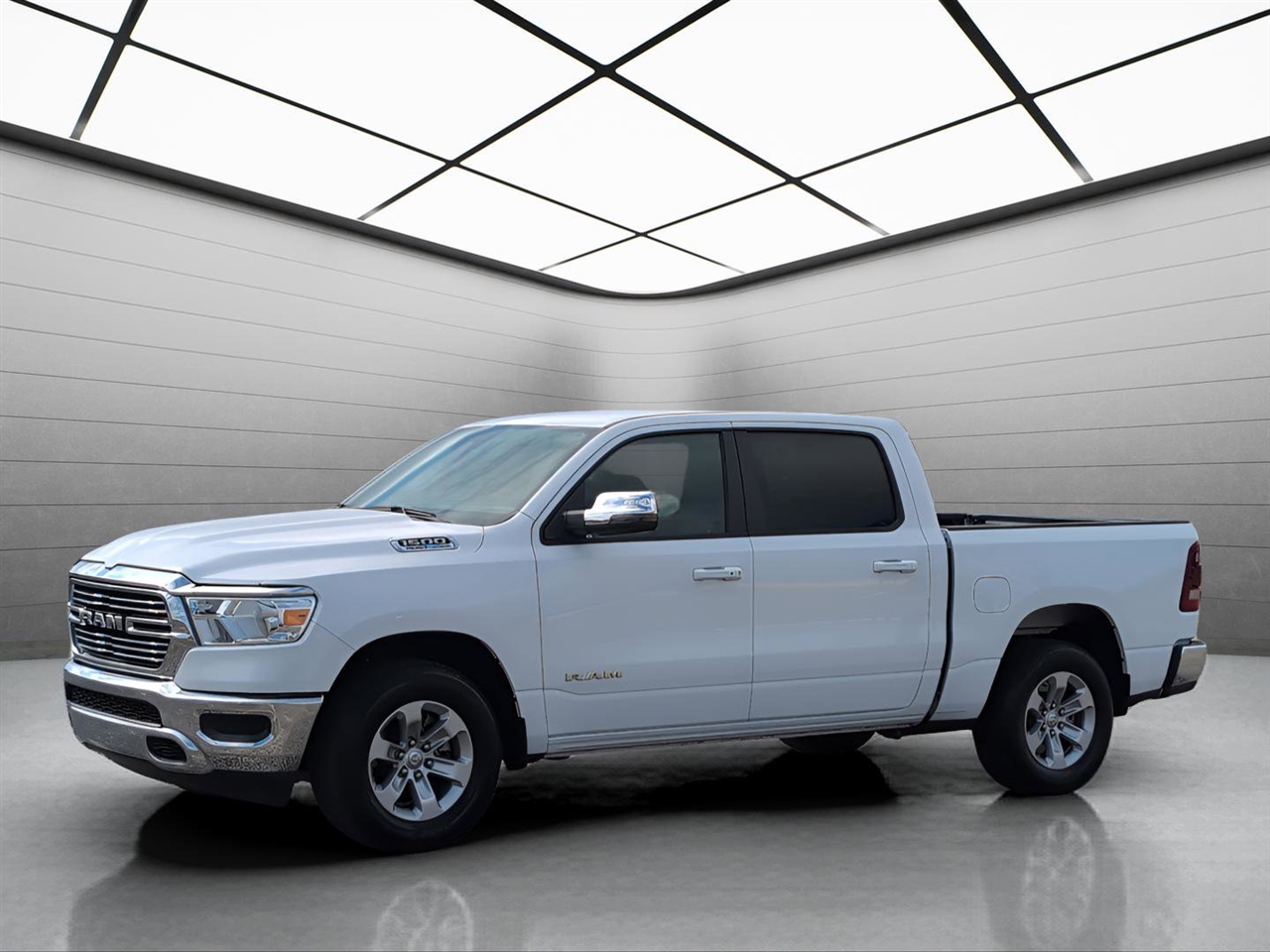 2024 RAM 1500 Laramie Crew Cab SWB 2WD