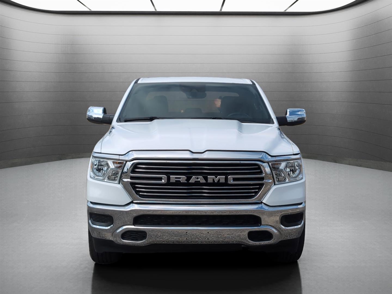 RAM 1500 Laramie Crew Cab SWB 2WD 2024