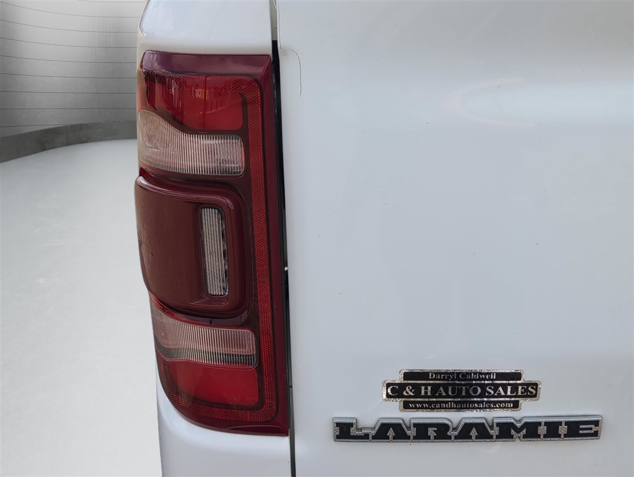 RAM 1500 Laramie Crew Cab SWB 2WD 2024