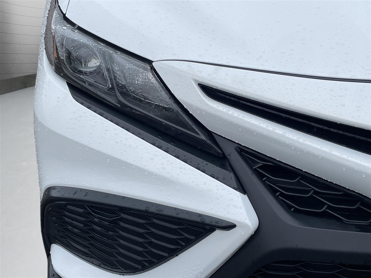 Toyota Camry SE 2024