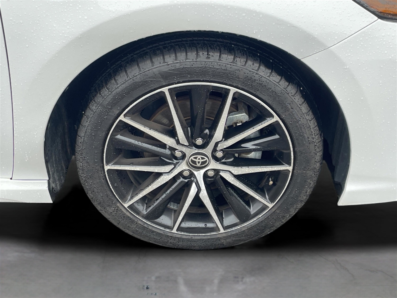 Toyota Camry SE 2024