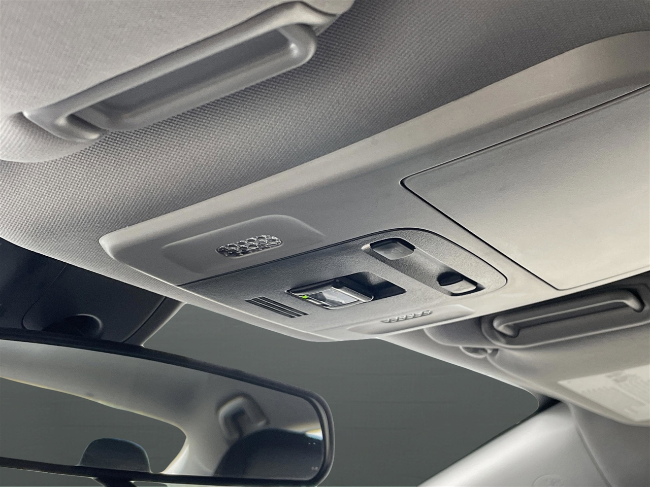 Toyota Camry SE 2024