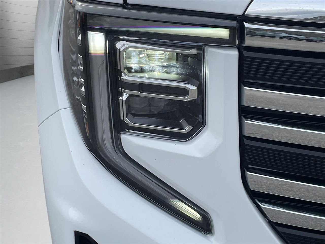 GMC Sierra 1500 SLT Crew Cab 2WD 2024