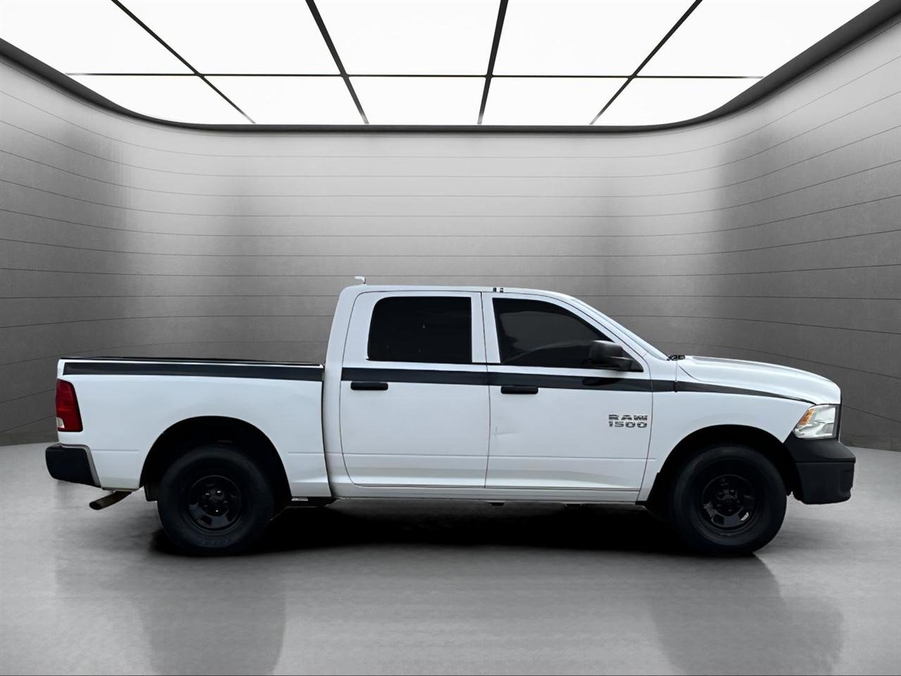 RAM 1500 SSV Crew Cab SWB 4WD 2015