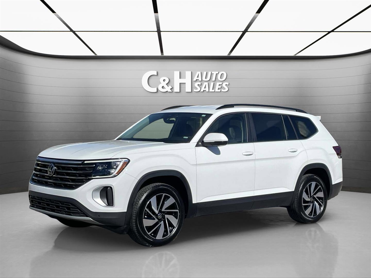 2025 Volkswagen Atlas SE w/Technology