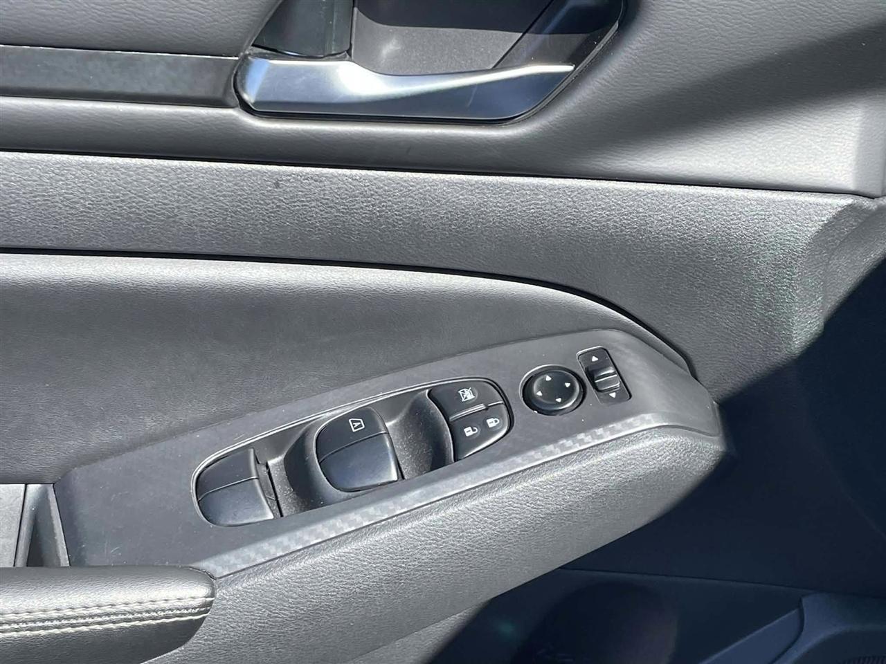 Nissan Altima 2.5 SV 2024