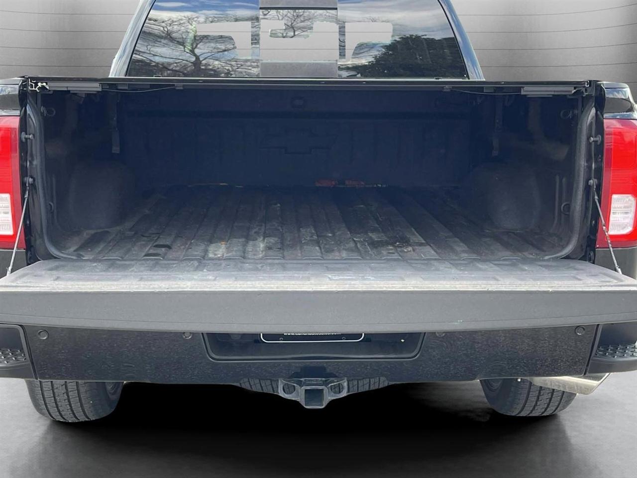 Chevrolet Silverado 1500 High Country Crew Cab Long Box 4WD 2018