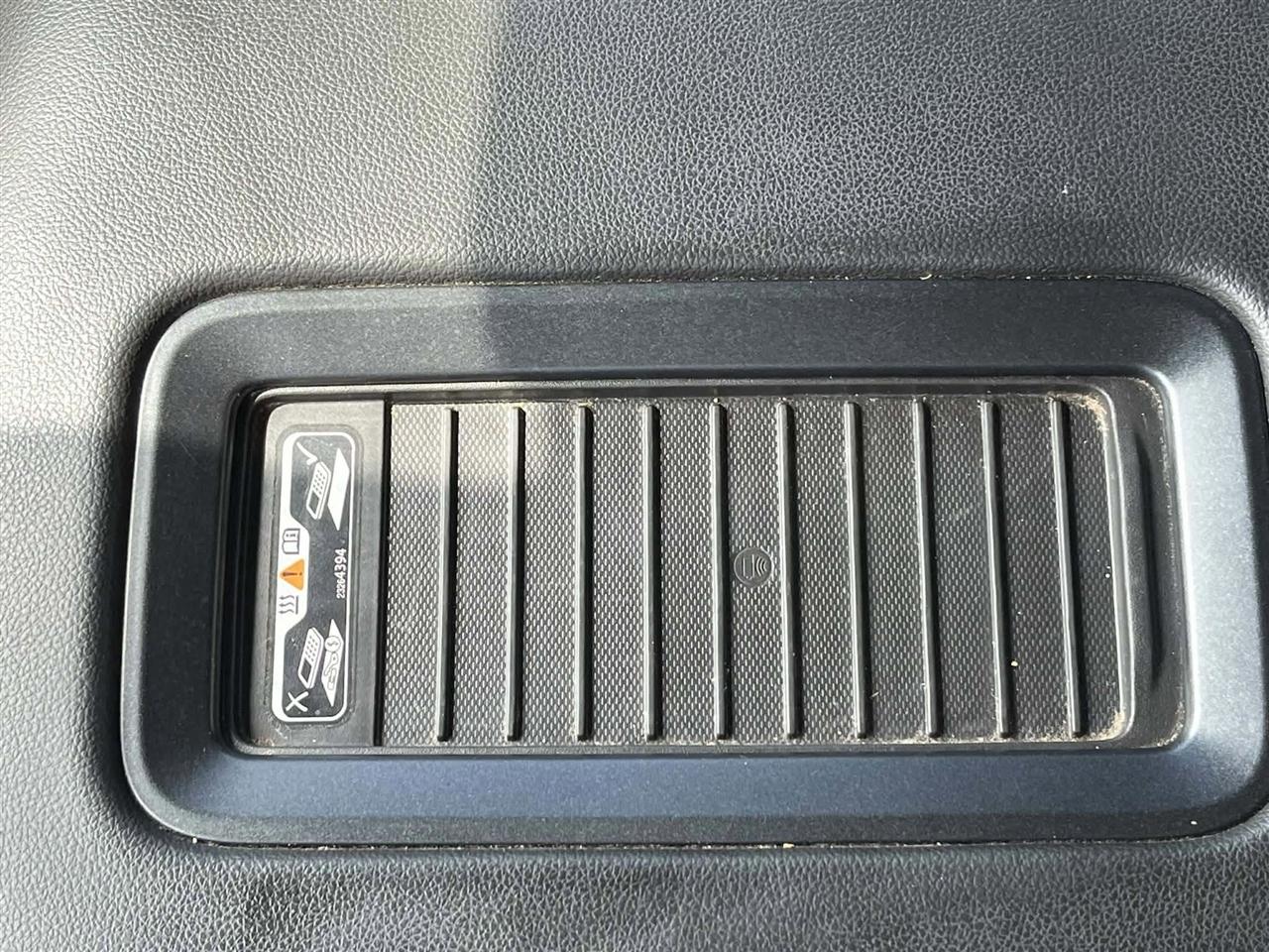 Chevrolet Silverado 1500 High Country Crew Cab Long Box 4WD 2018