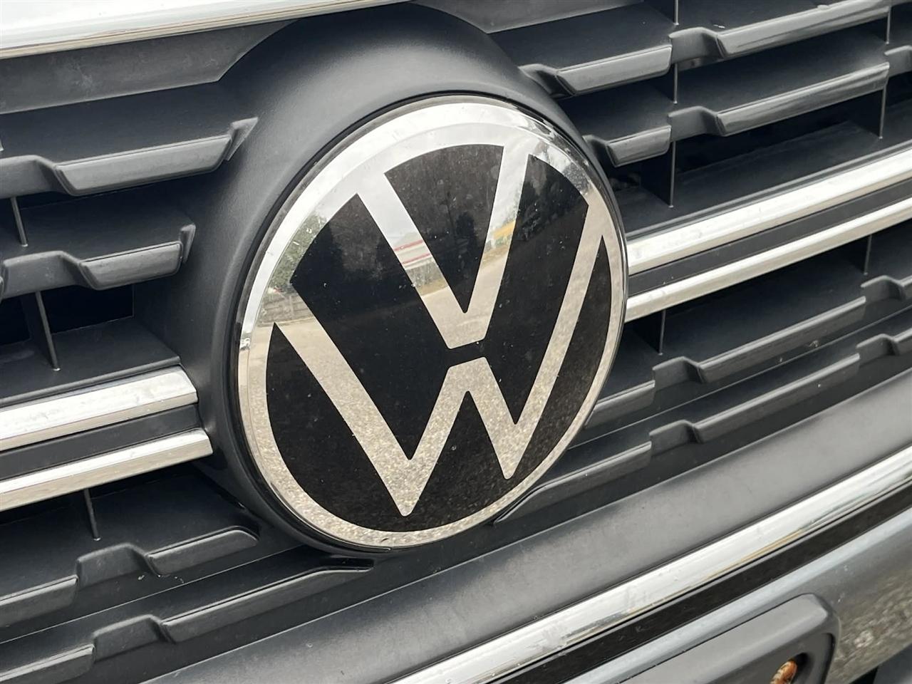 Volkswagen Jetta SE 2024