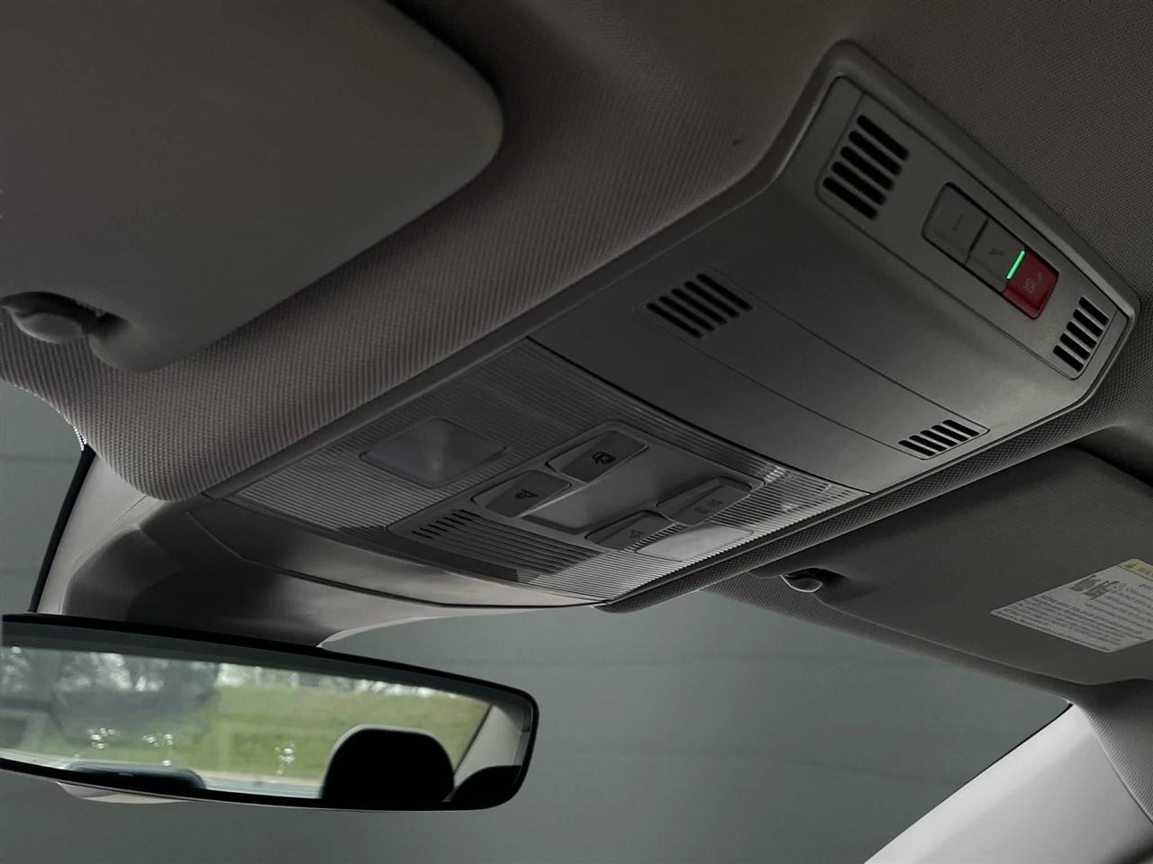 Volkswagen Jetta SE 2024