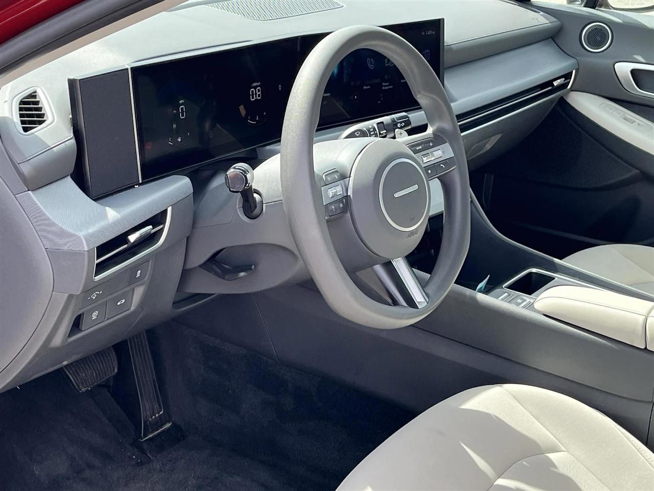 Hyundai Sonata SEL 2025