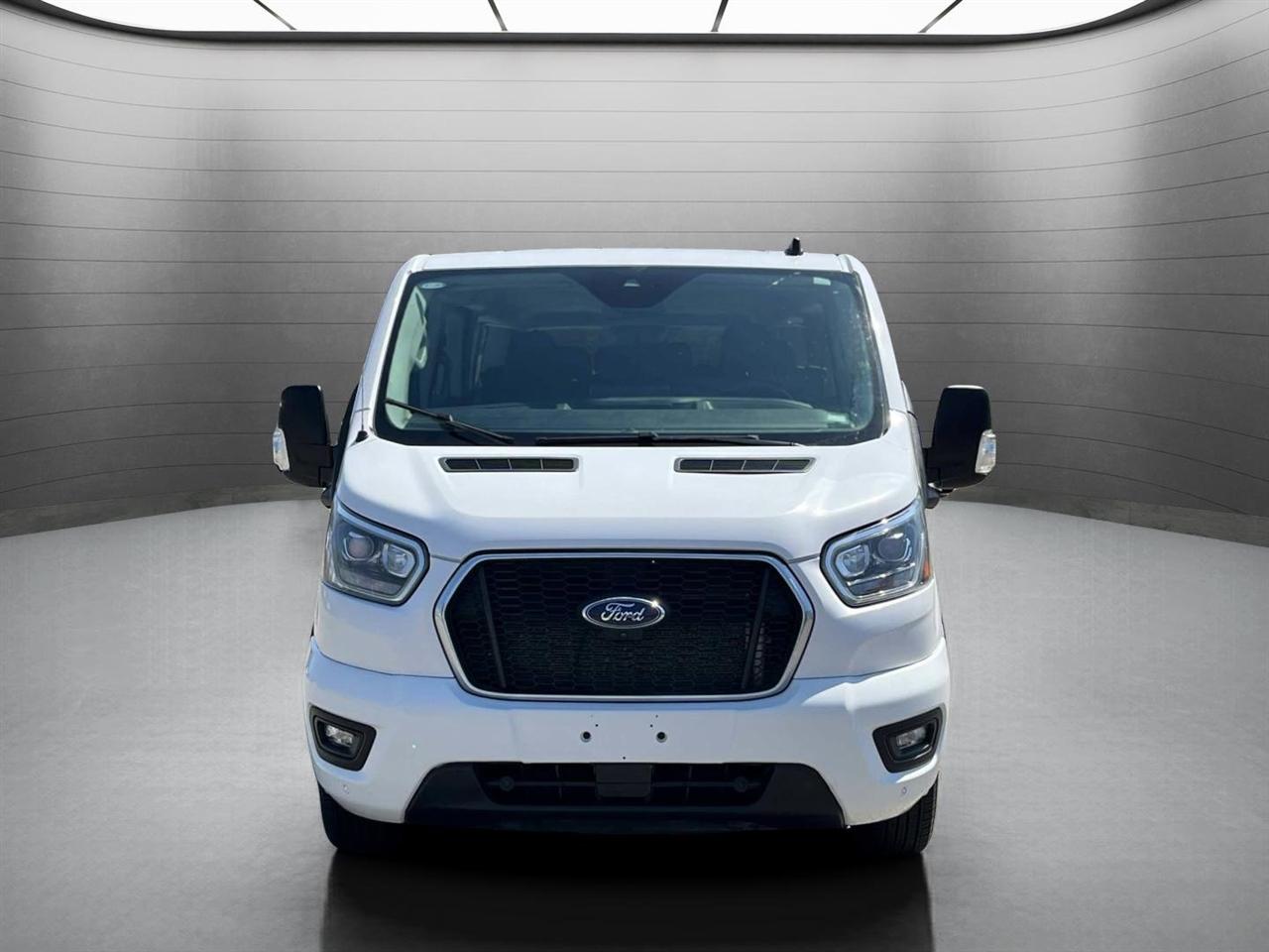 Ford Transit 350 Wagon Low Roof XL w/Sliding Pass. 148-in. WB 2023