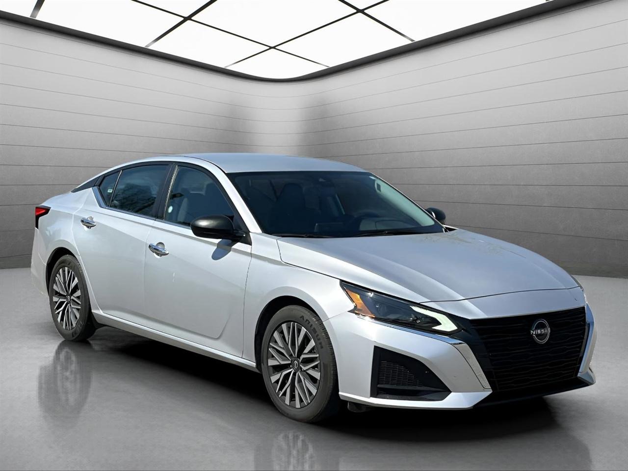 Nissan Altima 2.5 SV 2024