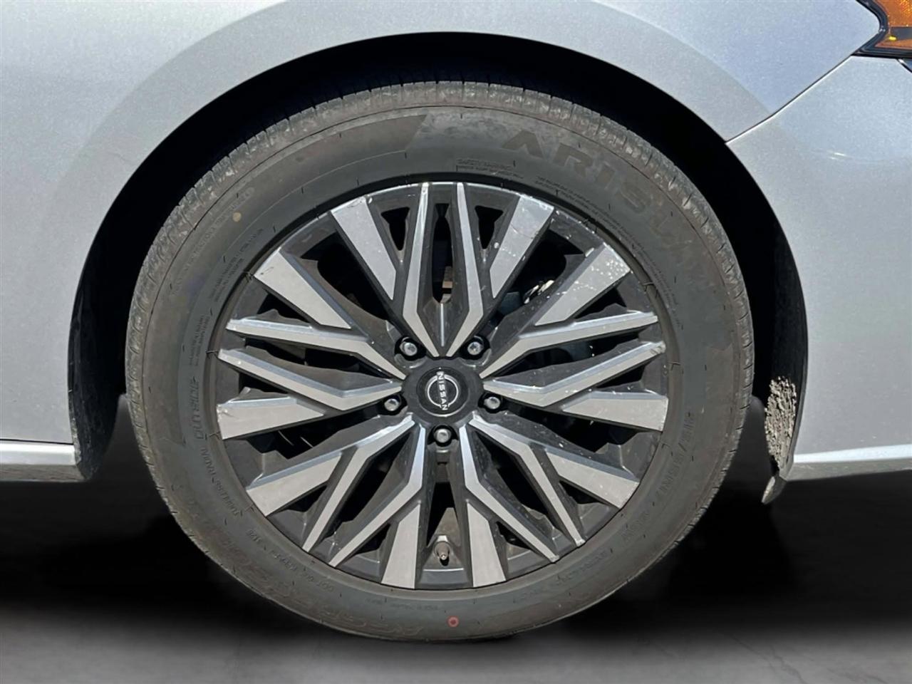 Nissan Altima 2.5 SV 2024