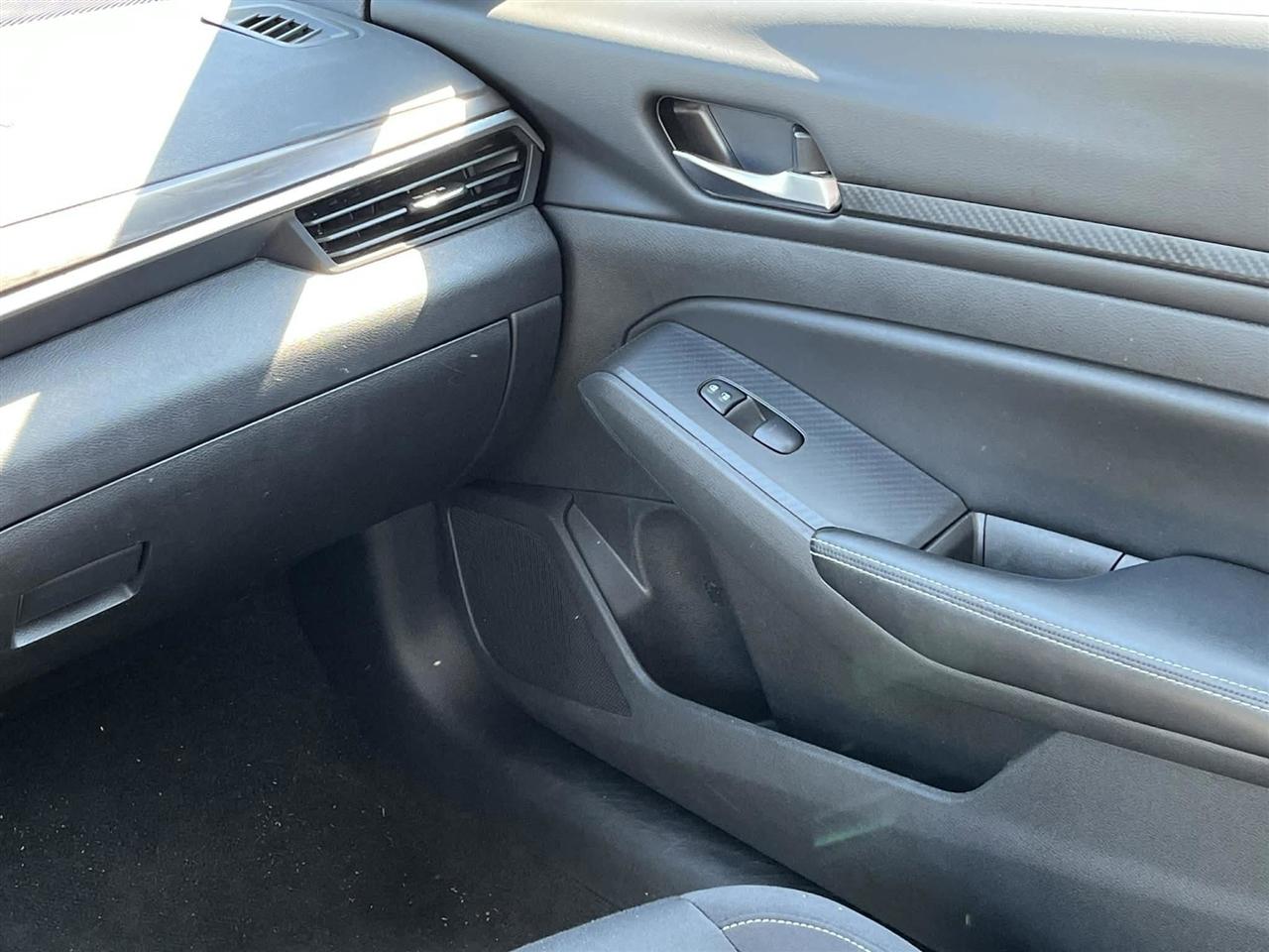 Nissan Altima 2.5 SV 2024