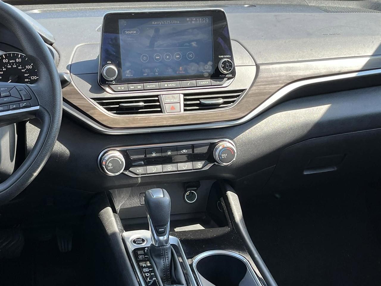 Nissan Altima 2.5 SV 2024