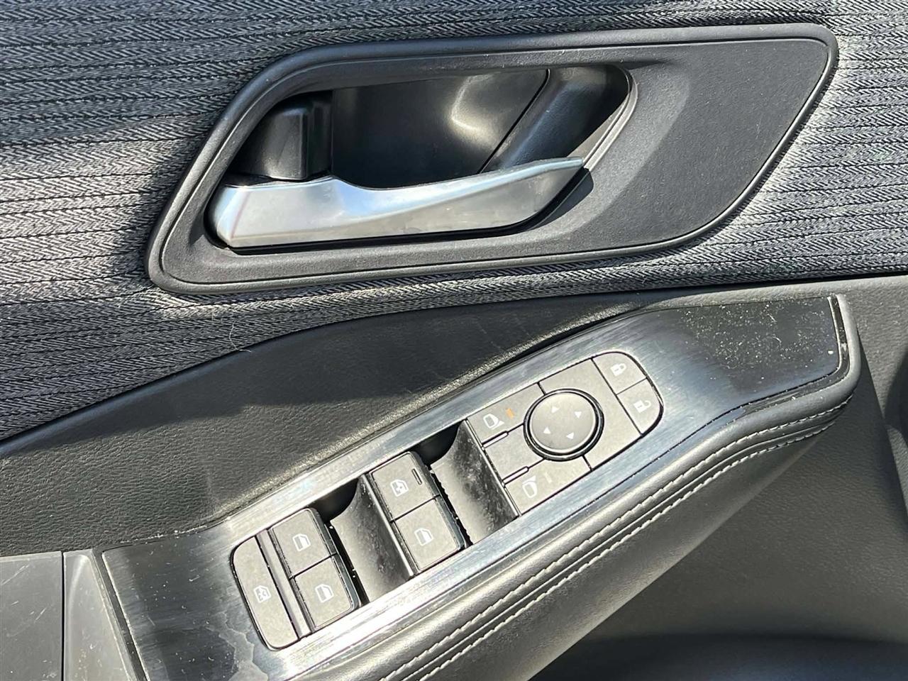 Nissan Rogue SV 2023