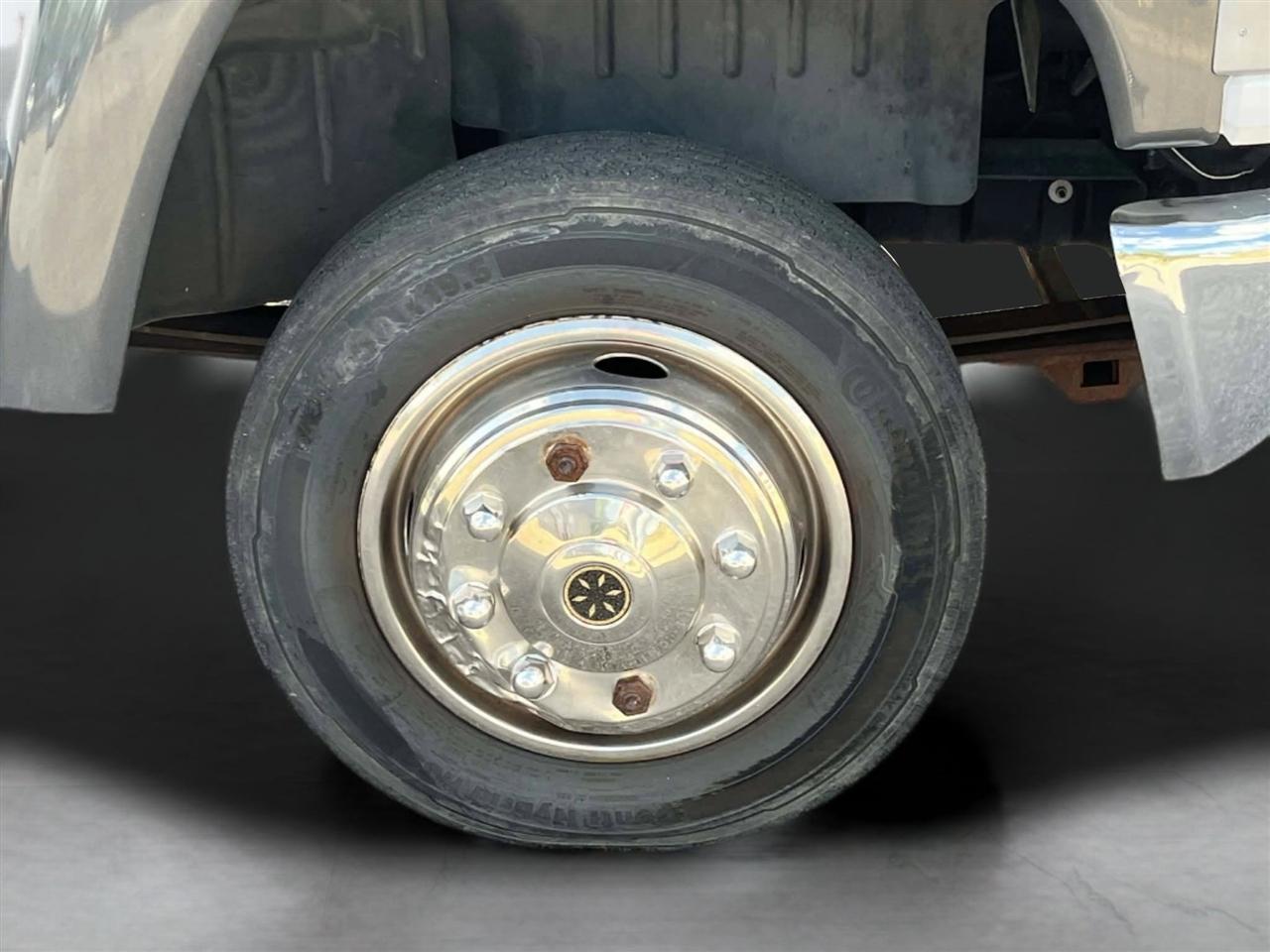 Chevrolet C5V042  2004
