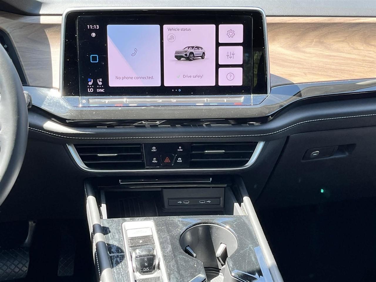 Volkswagen Atlas SE w/Technology 2025