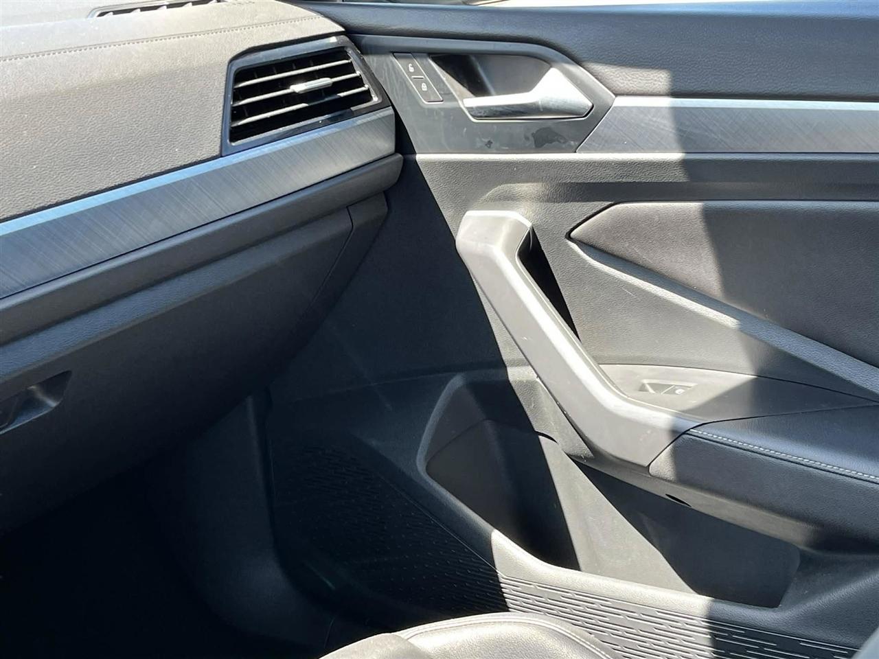 Volkswagen Jetta SE 2024