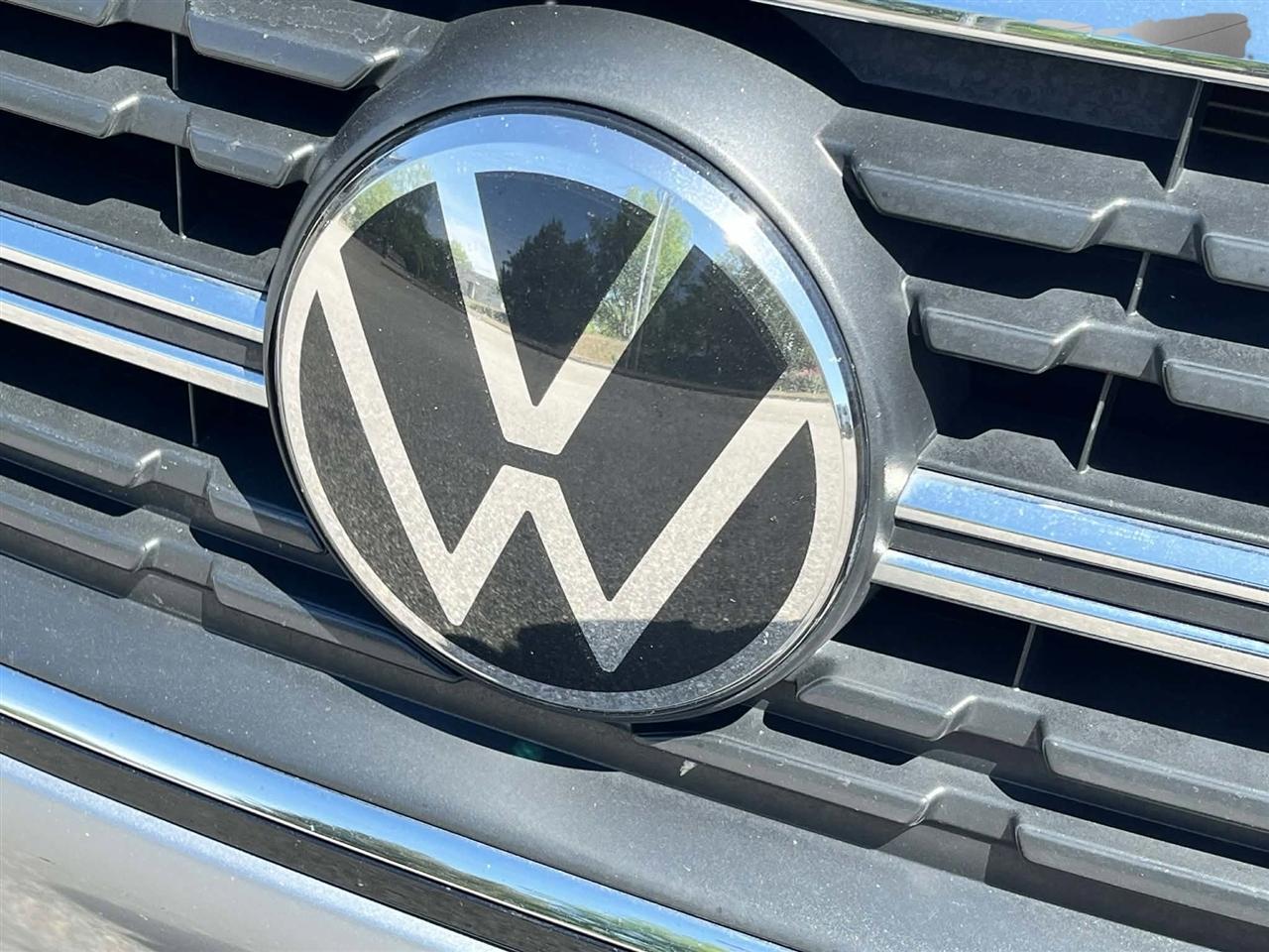 Volkswagen Jetta SE 2024