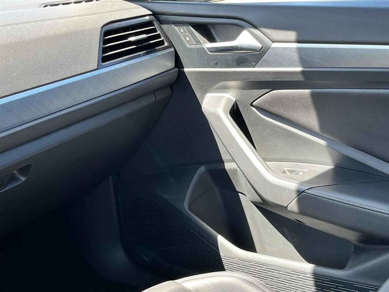 Volkswagen Jetta SE 2024