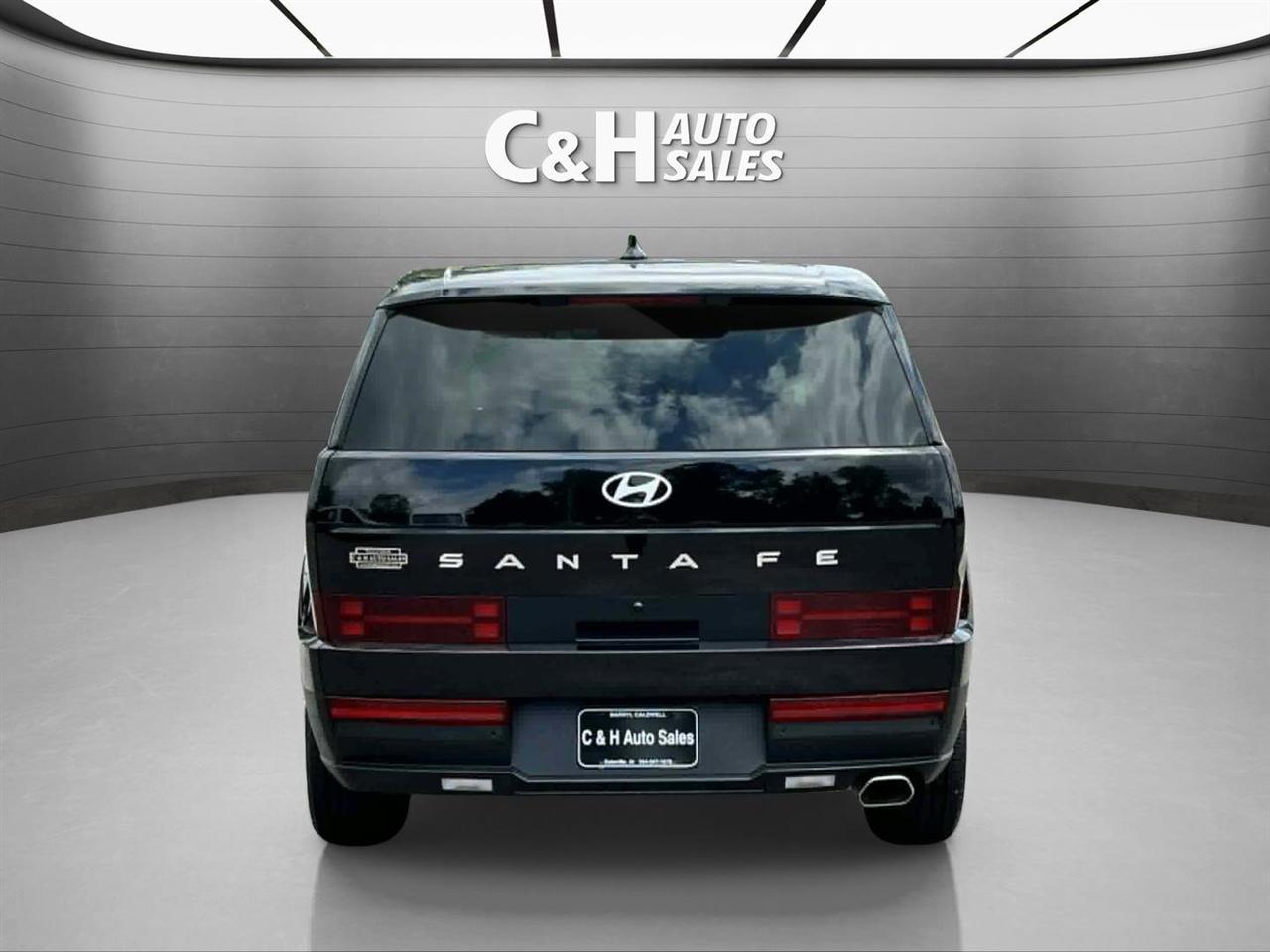 Hyundai Santa Fe SE 2025
