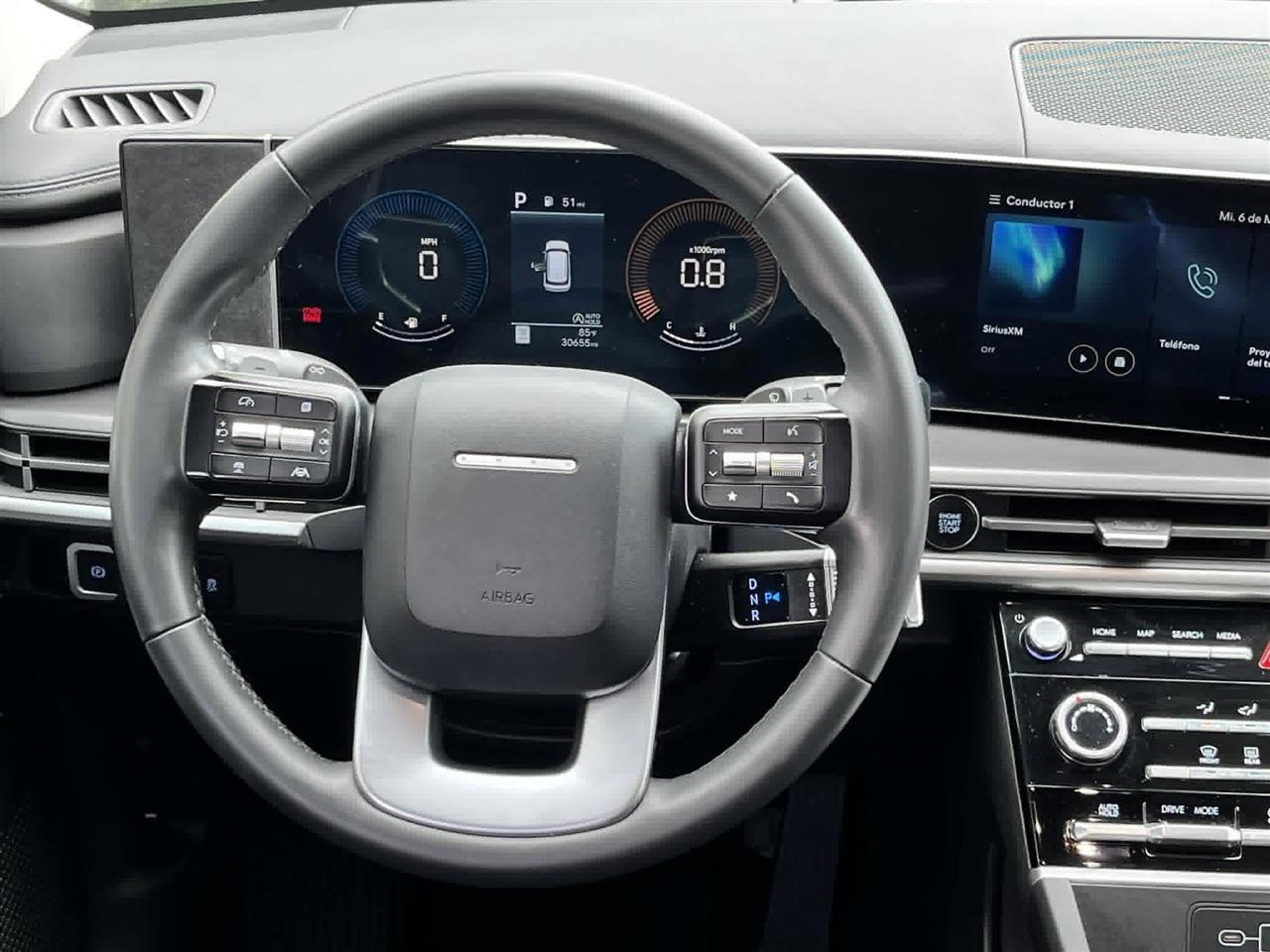 Hyundai Santa Fe SE 2025