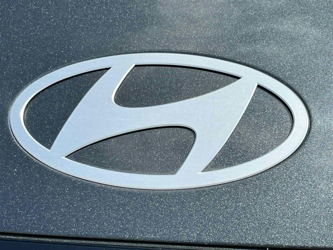 Hyundai Sonata SEL 2025