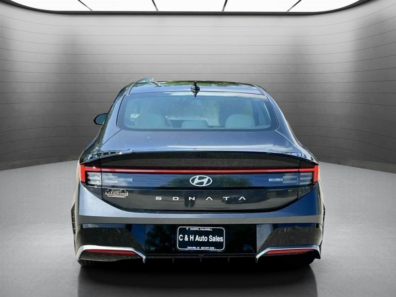 Hyundai Sonata SEL 2025