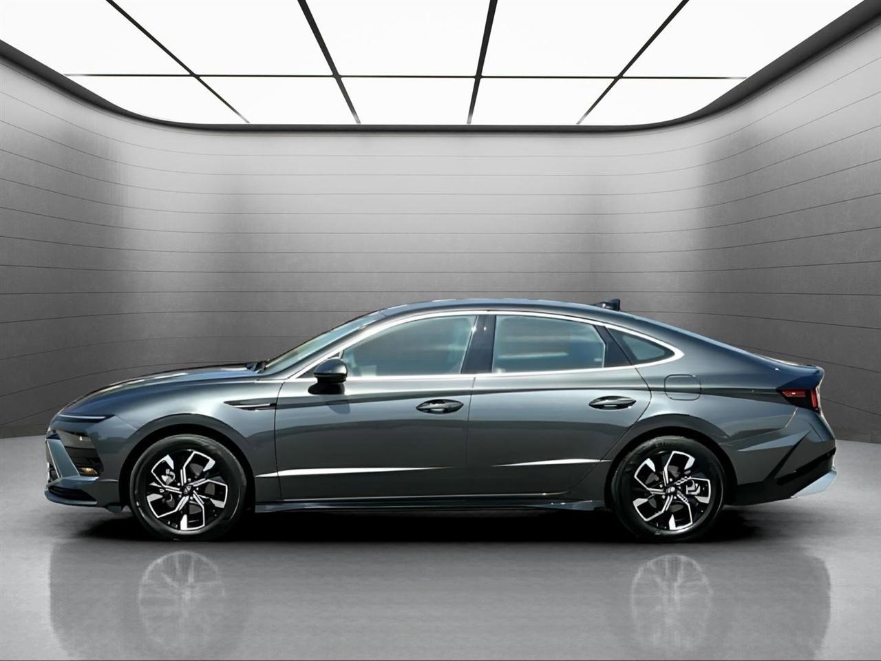 Hyundai Sonata SEL 2025