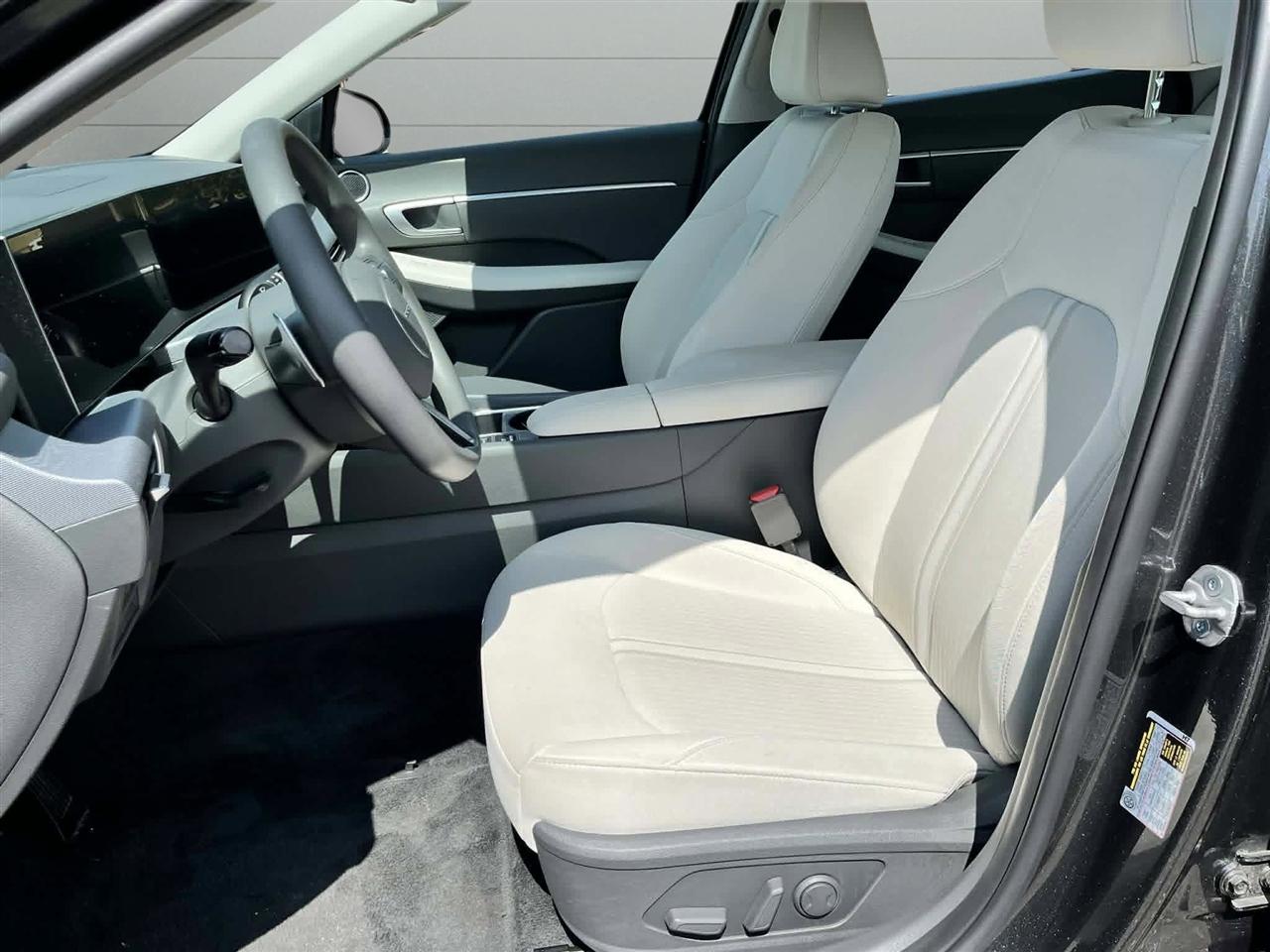 Hyundai Sonata SEL 2025