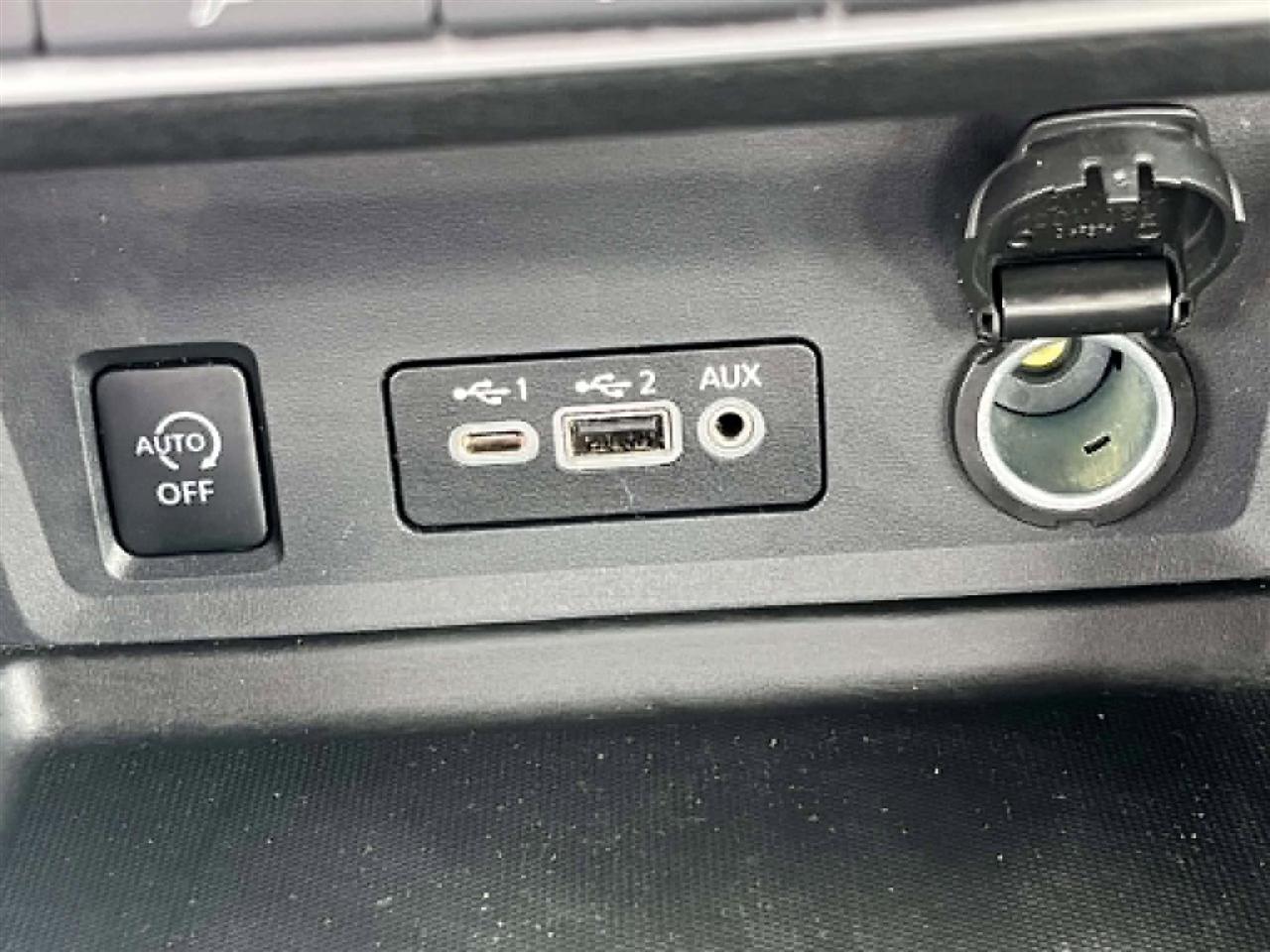 Nissan Sentra SV 2025