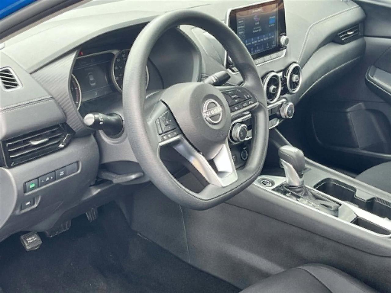 Nissan Sentra SV 2025