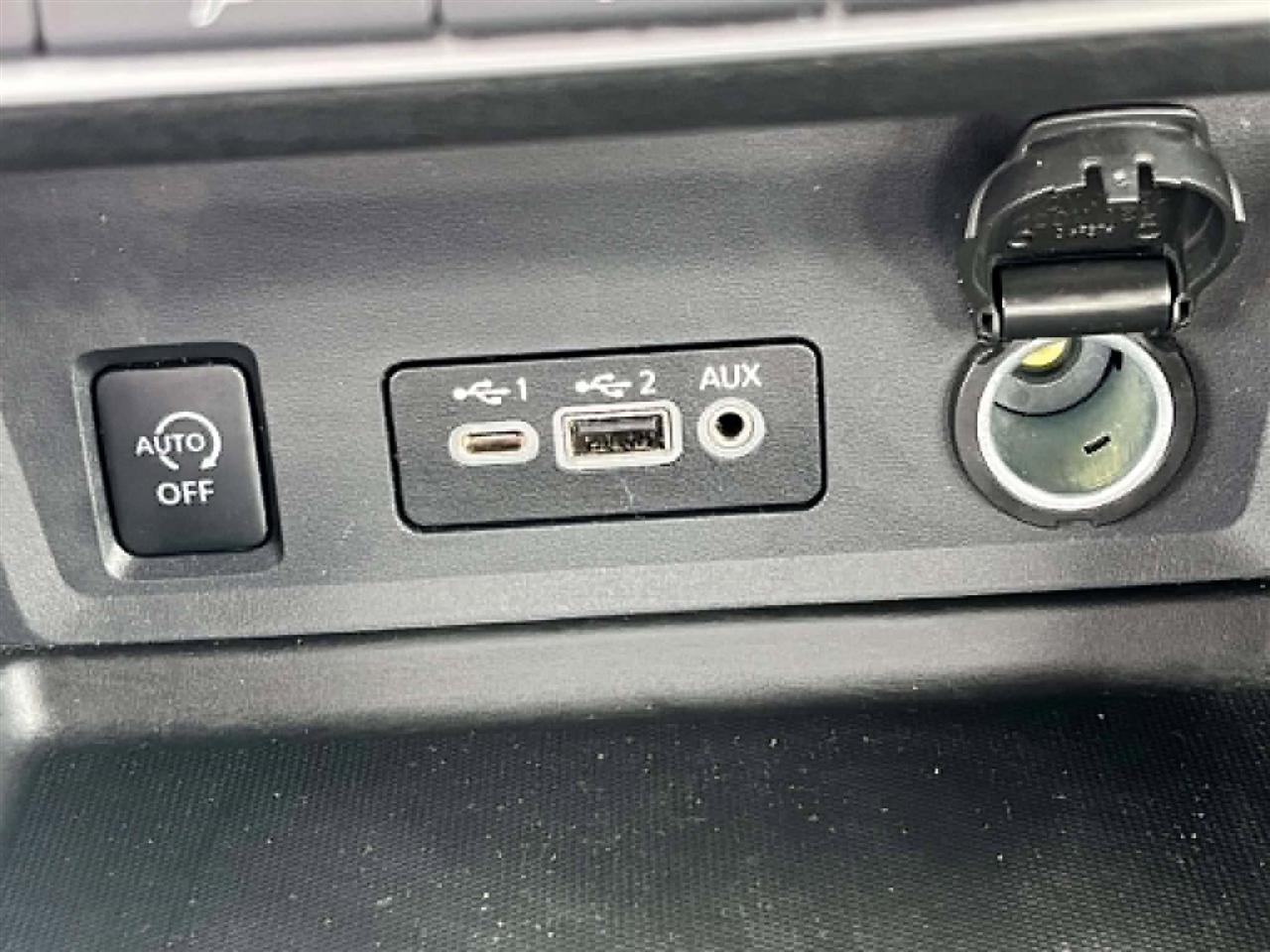 Nissan Sentra SV 2025
