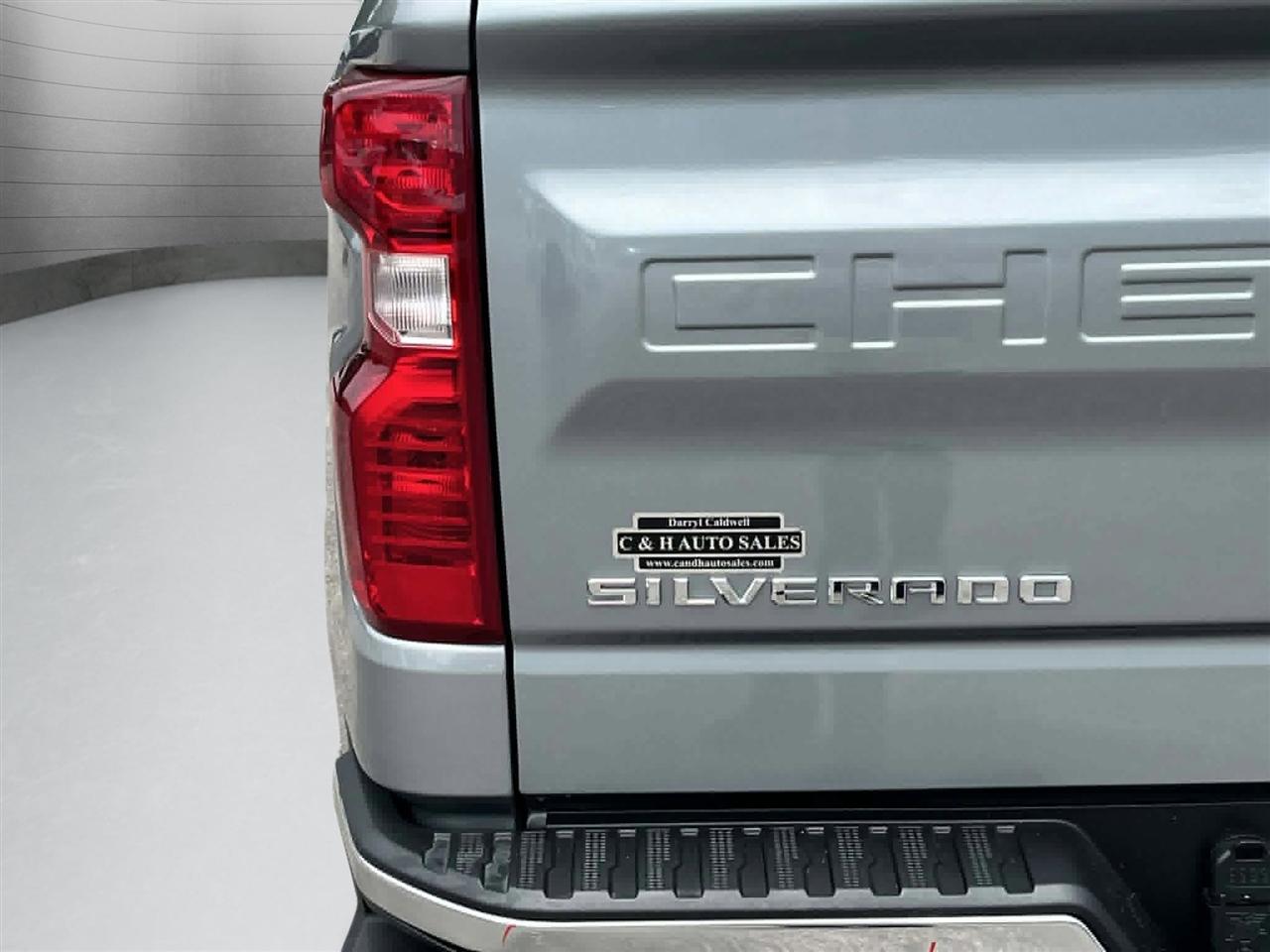 Chevrolet Silverado 1500 LT Crew Cab 2WD 2025
