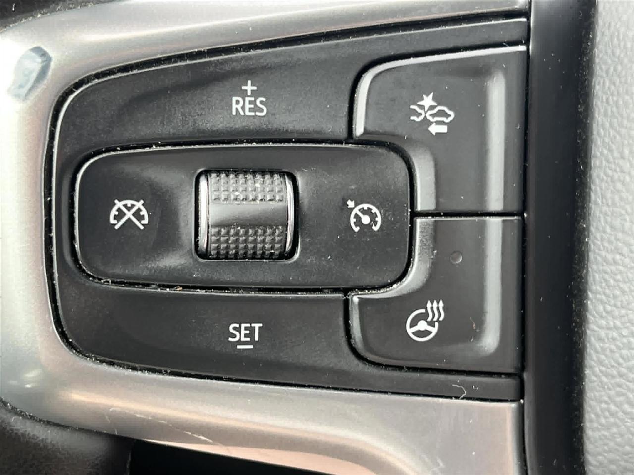 Chevrolet Silverado 1500 LT Crew Cab 2WD 2025