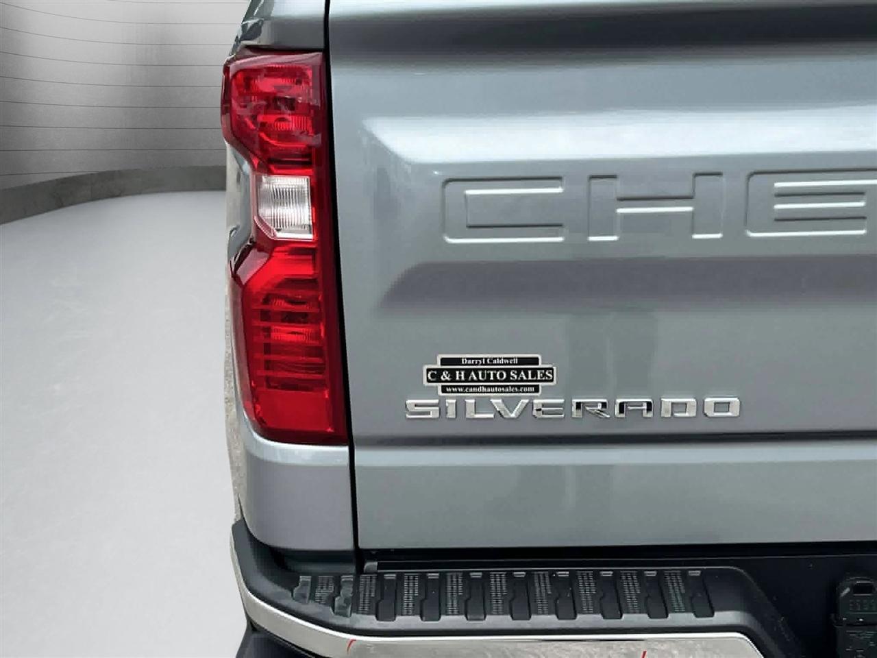 Chevrolet Silverado 1500 LT Crew Cab 2WD 2025
