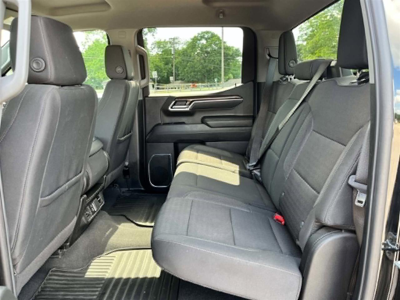 Chevrolet Silverado 1500 LT Crew Cab 2WD 2025